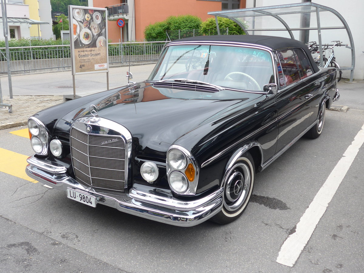 (193'220) - Mercedes - LU 9804 - am 20. Mai 2018 in Engelberg, OiO