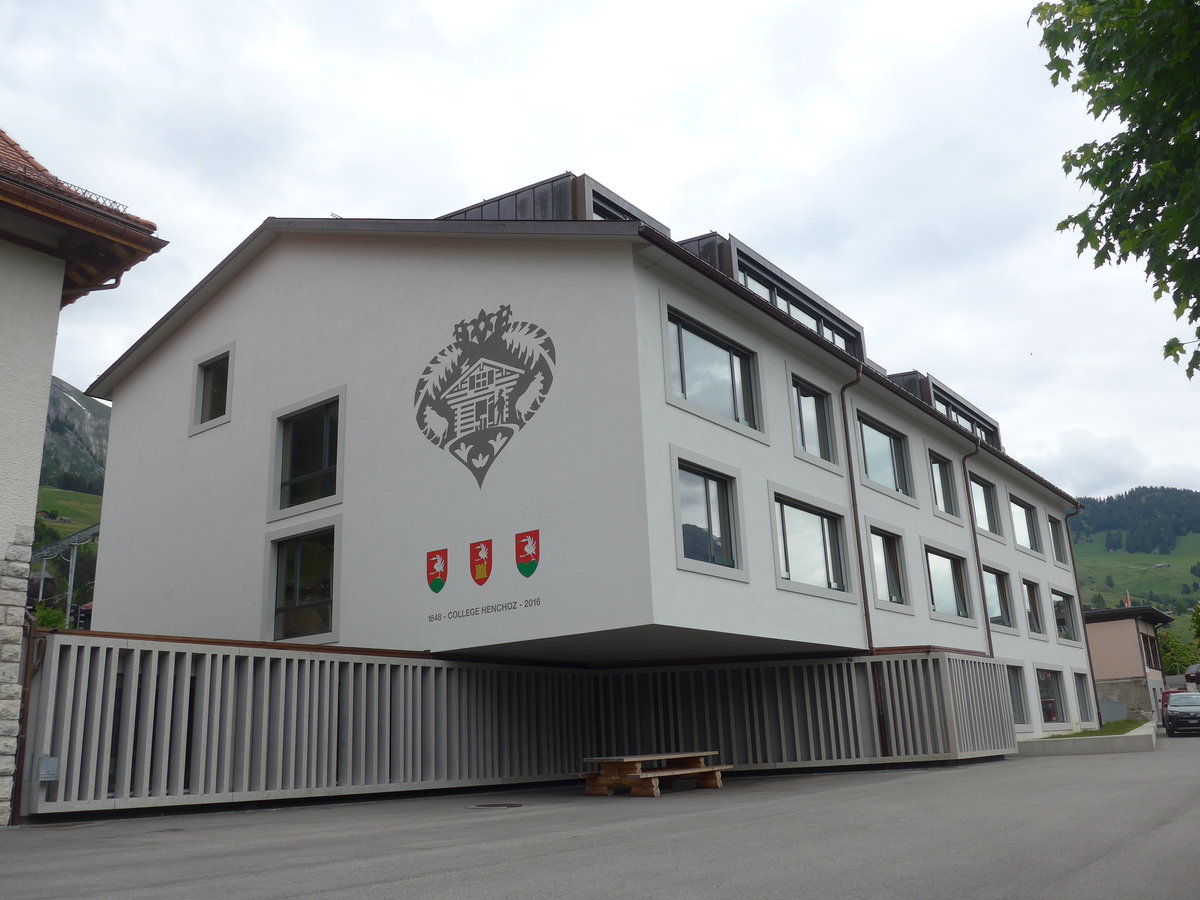 (193'300) - College Henchoz 2016 am 21. Mai 2018 in Ch�teau-d'Oex