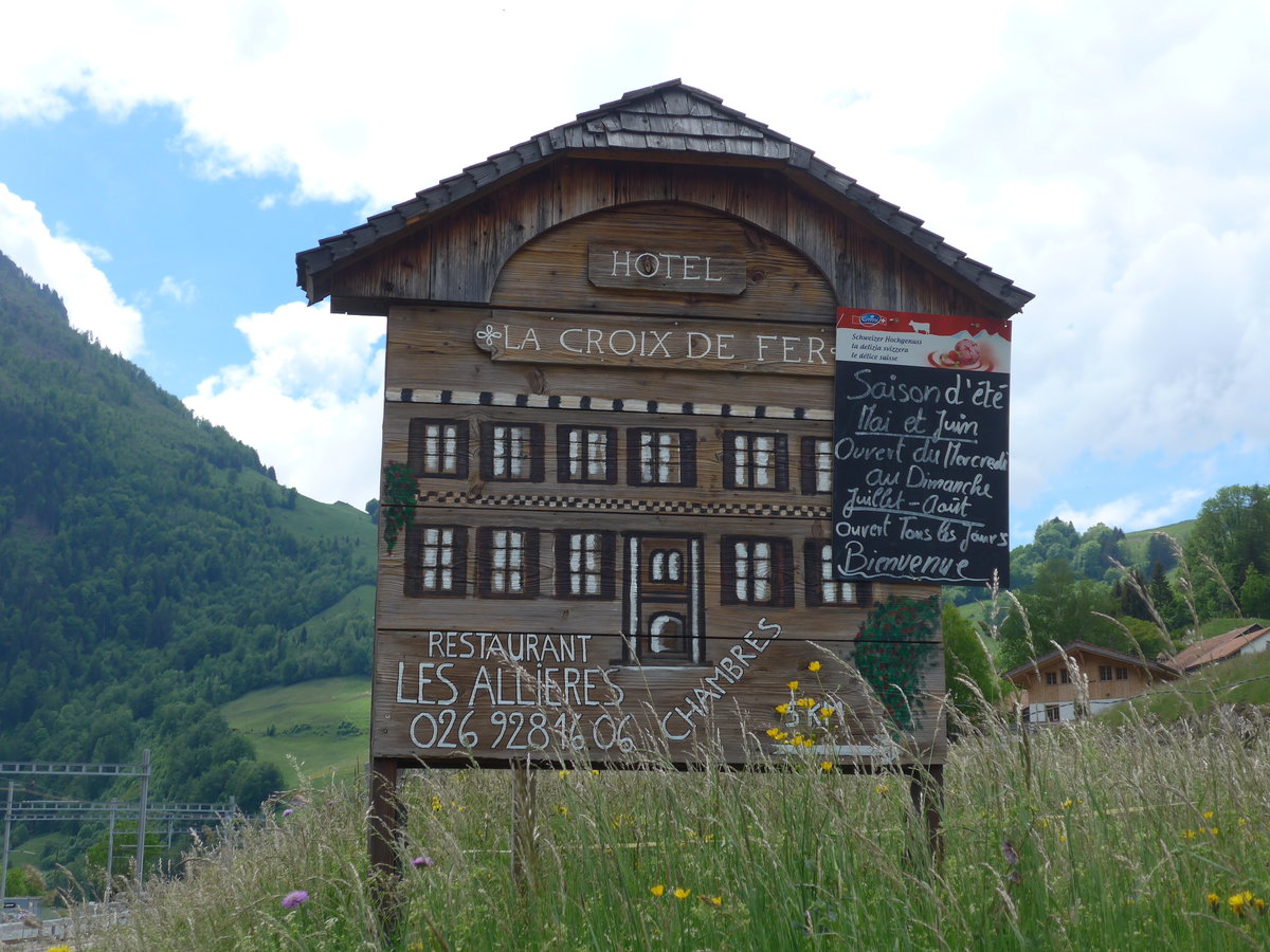 (193'322) - Hotel-Restaurant-Werbung am 21. Mai 2018 in Montbovon