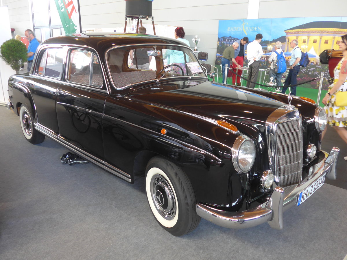(193'435) - Mercedes - KN-Z 1334H - am 26. Mai 2018 in Friedrichshafen, Messe