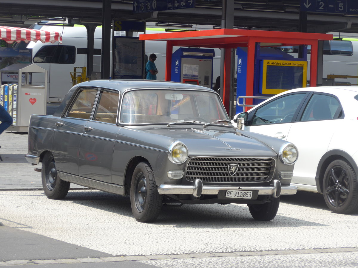 (193'760) - Peugeot - BE 312'853 - am 8. Juni 2018 beim Bahnhof Thun