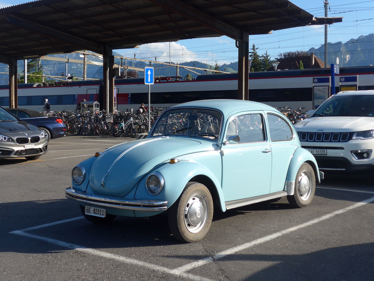 (194'285) - VW-K�fer - BE 82'011 - am 22. Juni 2018 beim Bahnhof Thun
