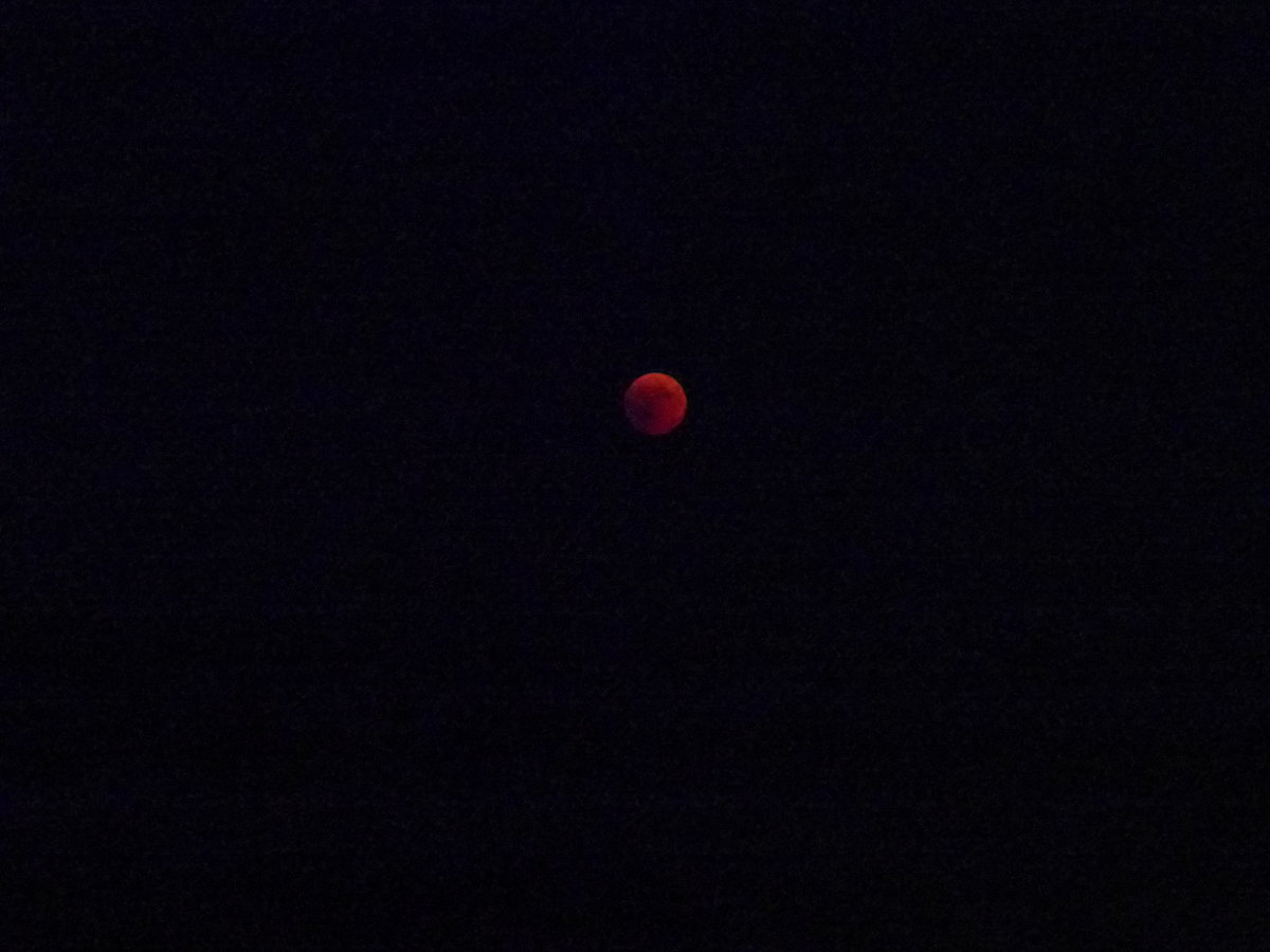 (195'207) - Die Mondfinsternis am 27. Juli 2018 von Thun-Lerchenfeld aus