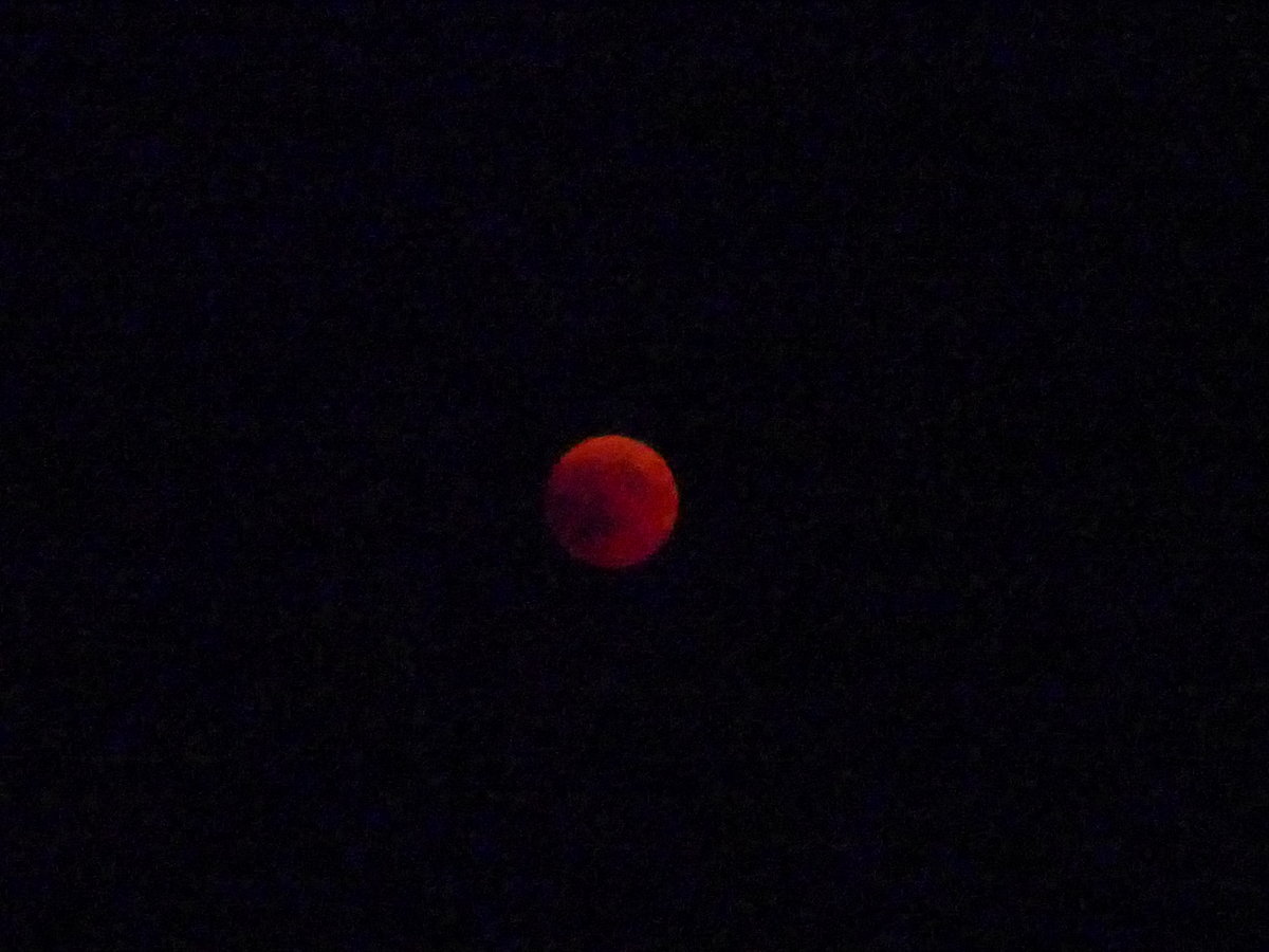 (195'208) - Die Mondfinsternis am 27. Juli 2018 von Thun-Lerchenfeld aus