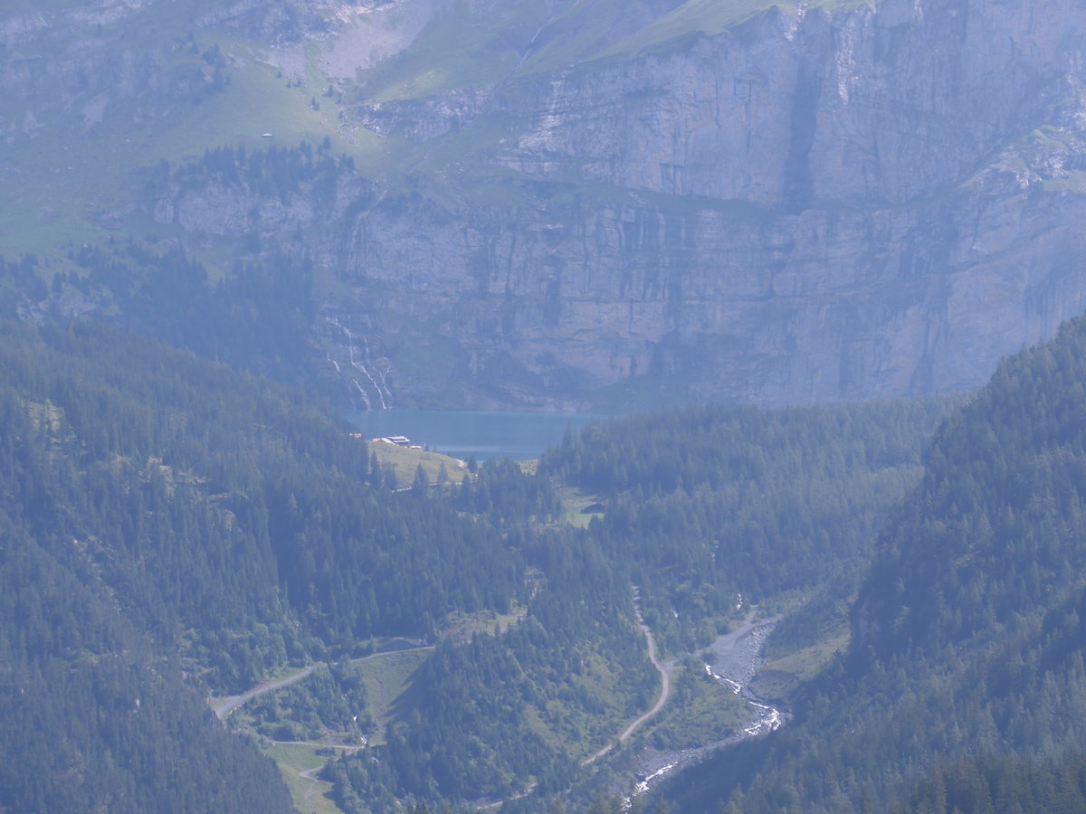 (195'962) - Der Oeschinensee am 18. August 2018 von der Allmenalp bei Kandersteg aus