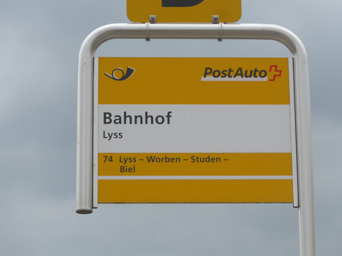 (196'544) - PostAuto-Haltestelle - Lyss, Bahnhof - am 3. September 2018