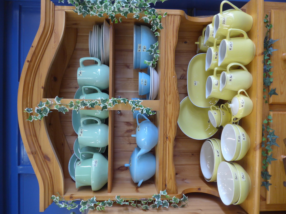 (197'894) - R�ssler-Geschirr am 18. September 2018 im BrockiShop Thun