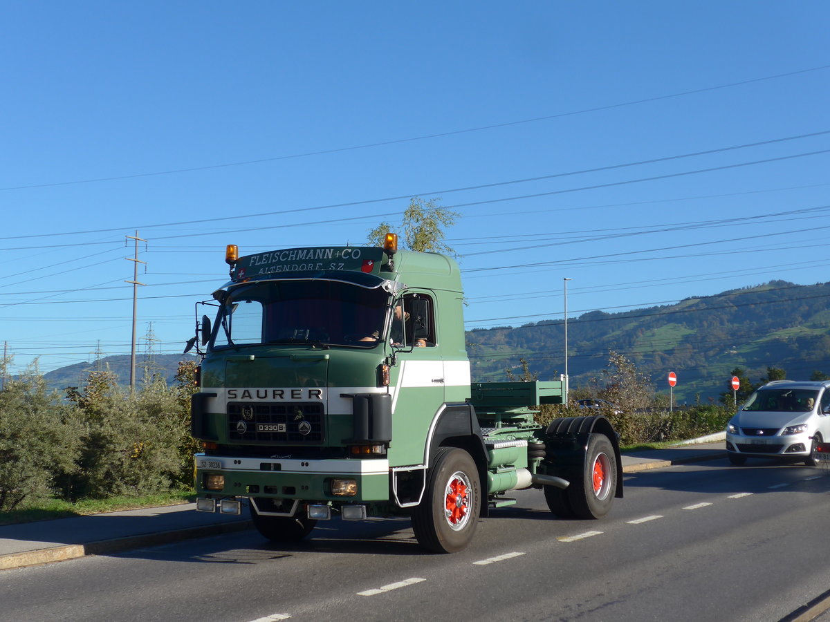 (198'161) - Fleischmann, Altendorf - SZ 30'236 - Saurer am 13. Oktober 2018 in Bilten, Sch�niserstrasse