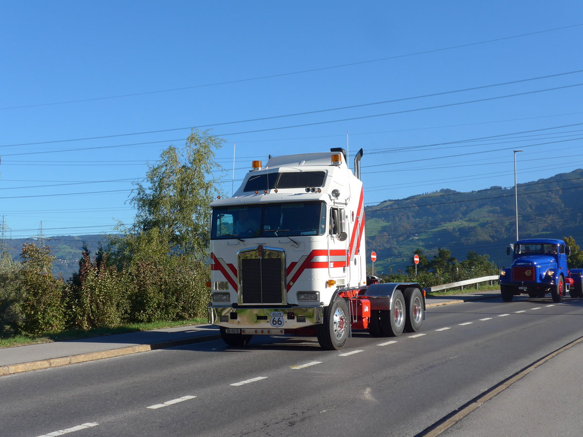 (198'164) - Kenworth - SH 52 U - am 13. Oktober 2018 in Bilten, Sch�niserstrasse
