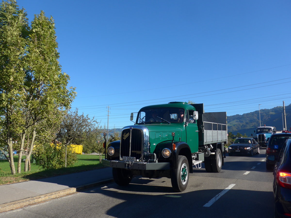 (198'208) - Saurer - LU 20'507 - am 13. Oktober 2018 in Bilten, Sch�niserstrasse