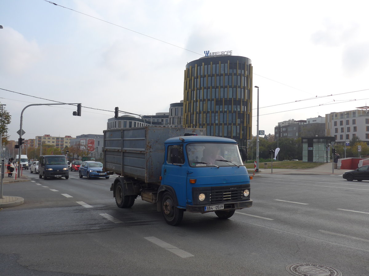 (198'552) - Avia - 8A4 0599 - am 19. Oktober 2018 in Praha