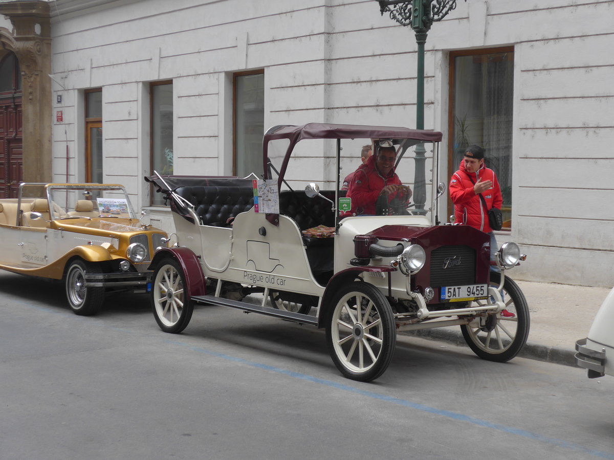 (198'732) - Ford - 5AT 9455 - am 19. Oktober 2018 in Praha