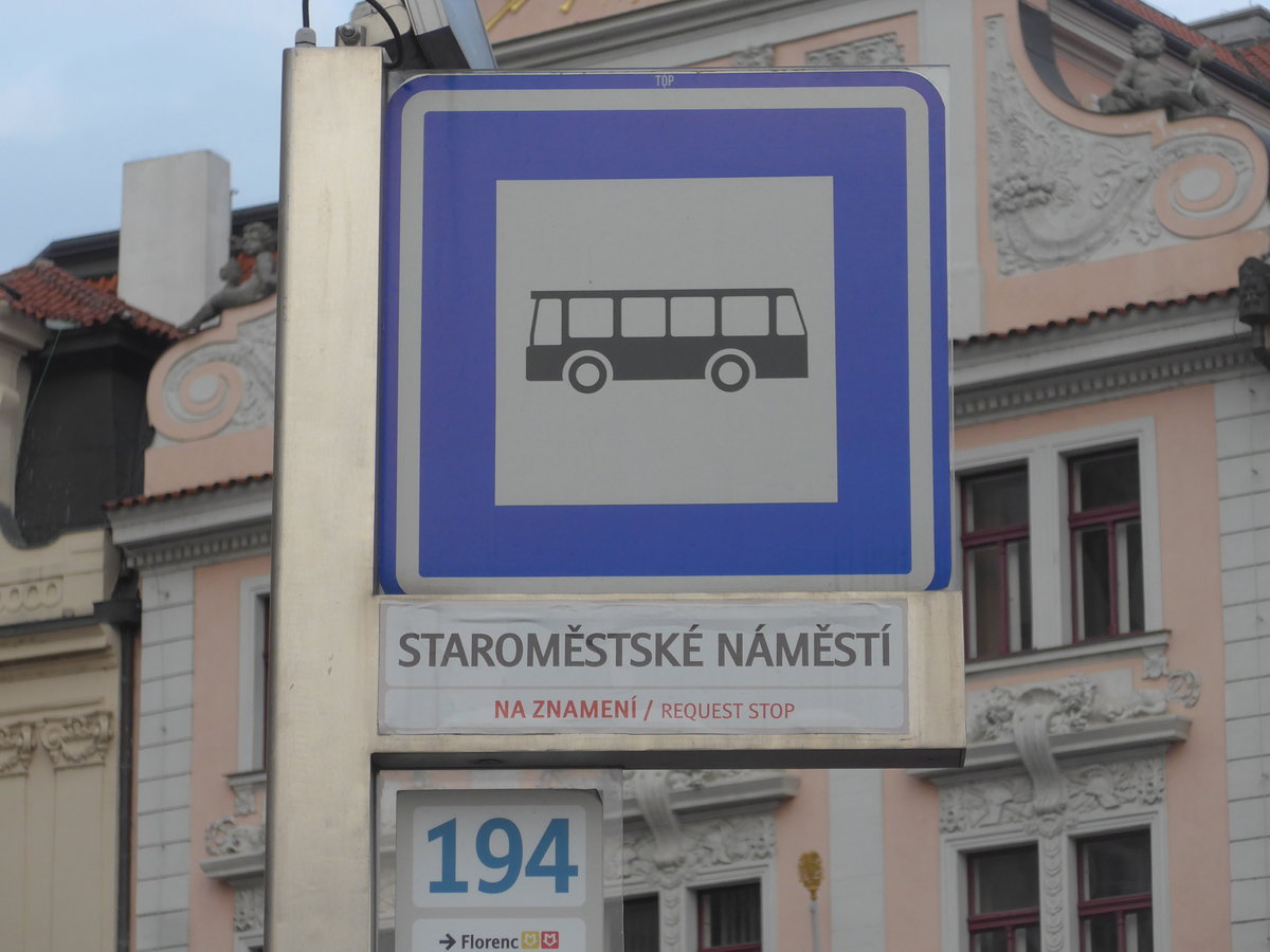 (198'742) - Bus-Haltestelle - Praha, Staromestsk� N�mesti - am 19. Oktober 2018