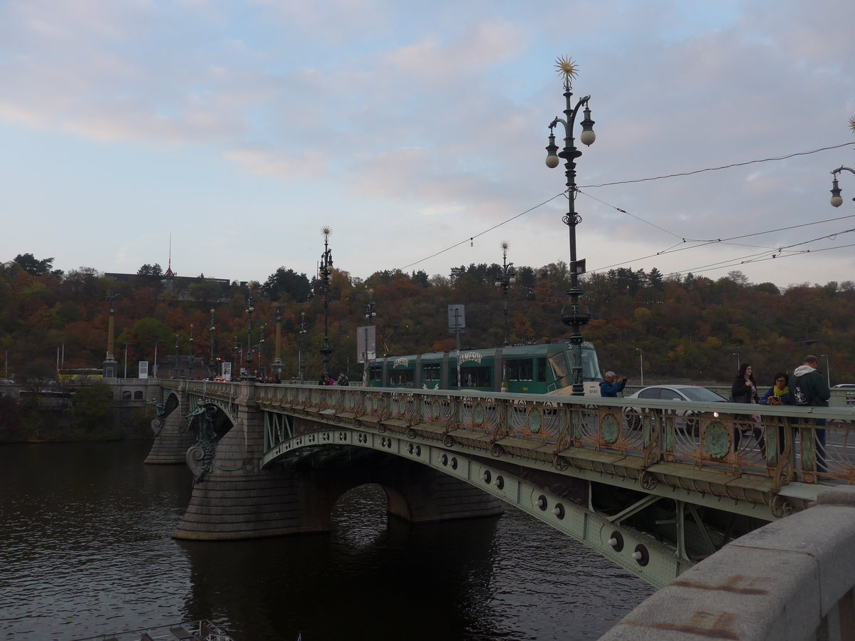 (198'771) - Cech-Br�cke am 19. Oktober 2018 in Praha