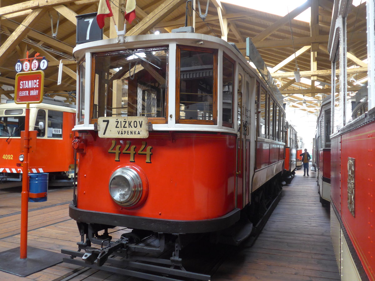 (198'835) - DPP-Tram - Nr. 444 - am 20. Oktober 2018 in Praha, �PNV-Museum