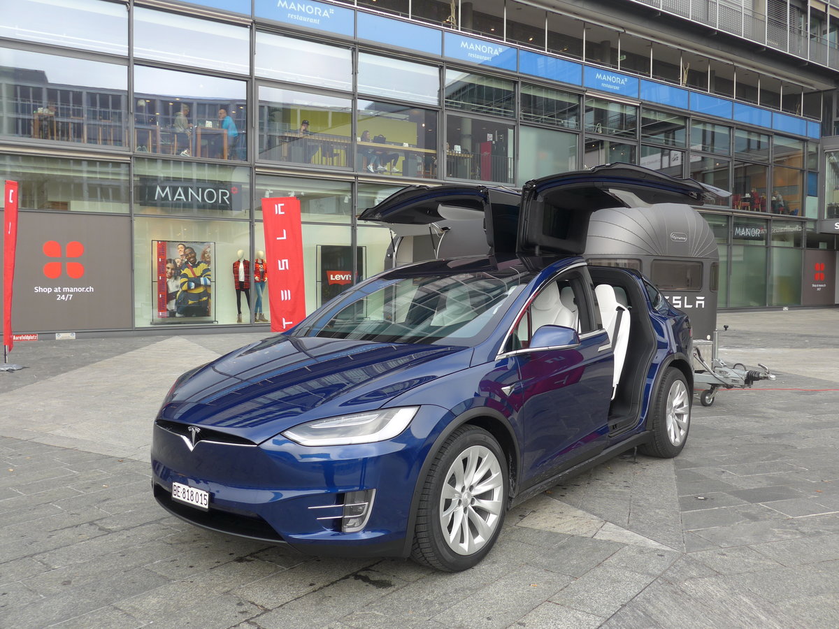 (199'276) - Tesla - BE 818'015 - am 5. November 2018 in Thun, Aarefeldplatz