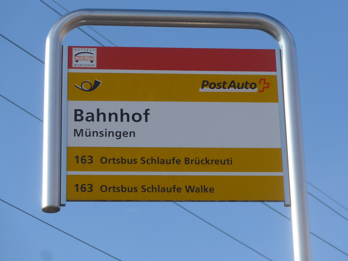 (201'471) - PostAuto-Haltestelle - M�nsingen, Bahnhof - am 4. Februar 2019