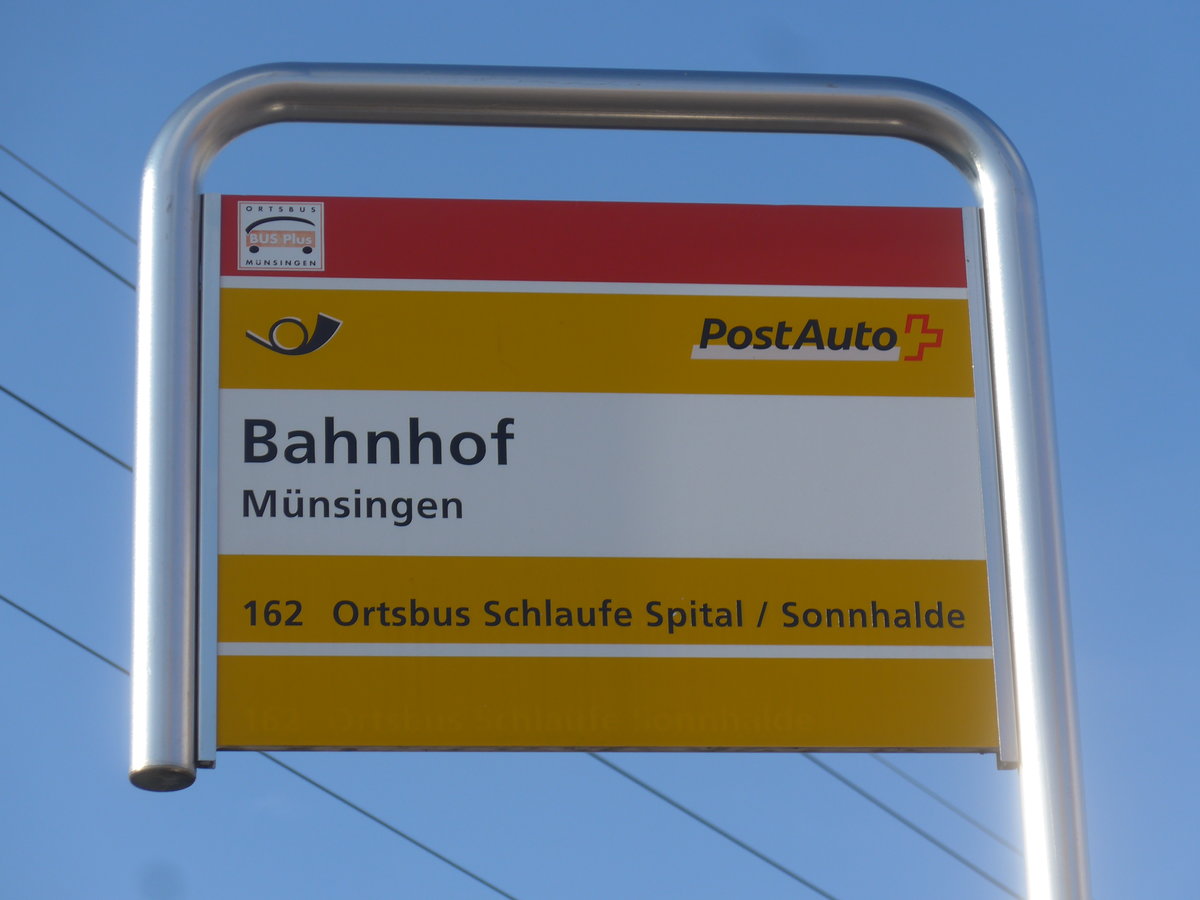 (201'472) - PostAuto-Haltestelle - M�nsingen, Bahnhof - am 4. Februar 2019