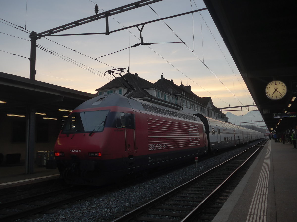 (201'747) - SBB-Lokomotive - Nr. 460'008-6 - am 24. Februar 2019 im Bahnhof Thun