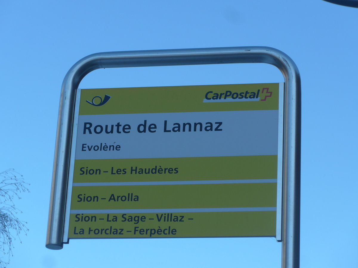 (201'754) - PostAuto-Haltestelle - Evol�ne, Route de Lannaz - am 24. Februar 2019