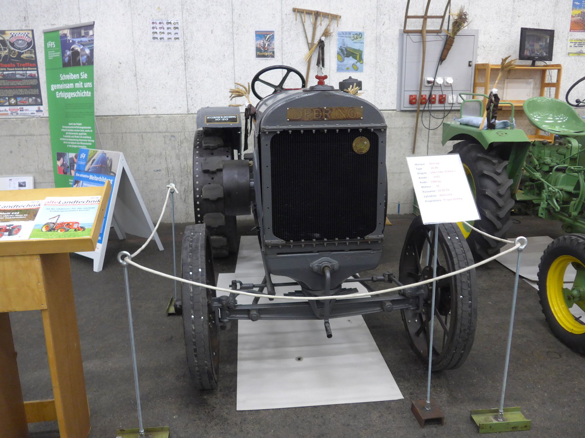 (203'106) - McCormick Deering am 24. M�rz 2019 in Granges-Paccot, Forum-Fribourg