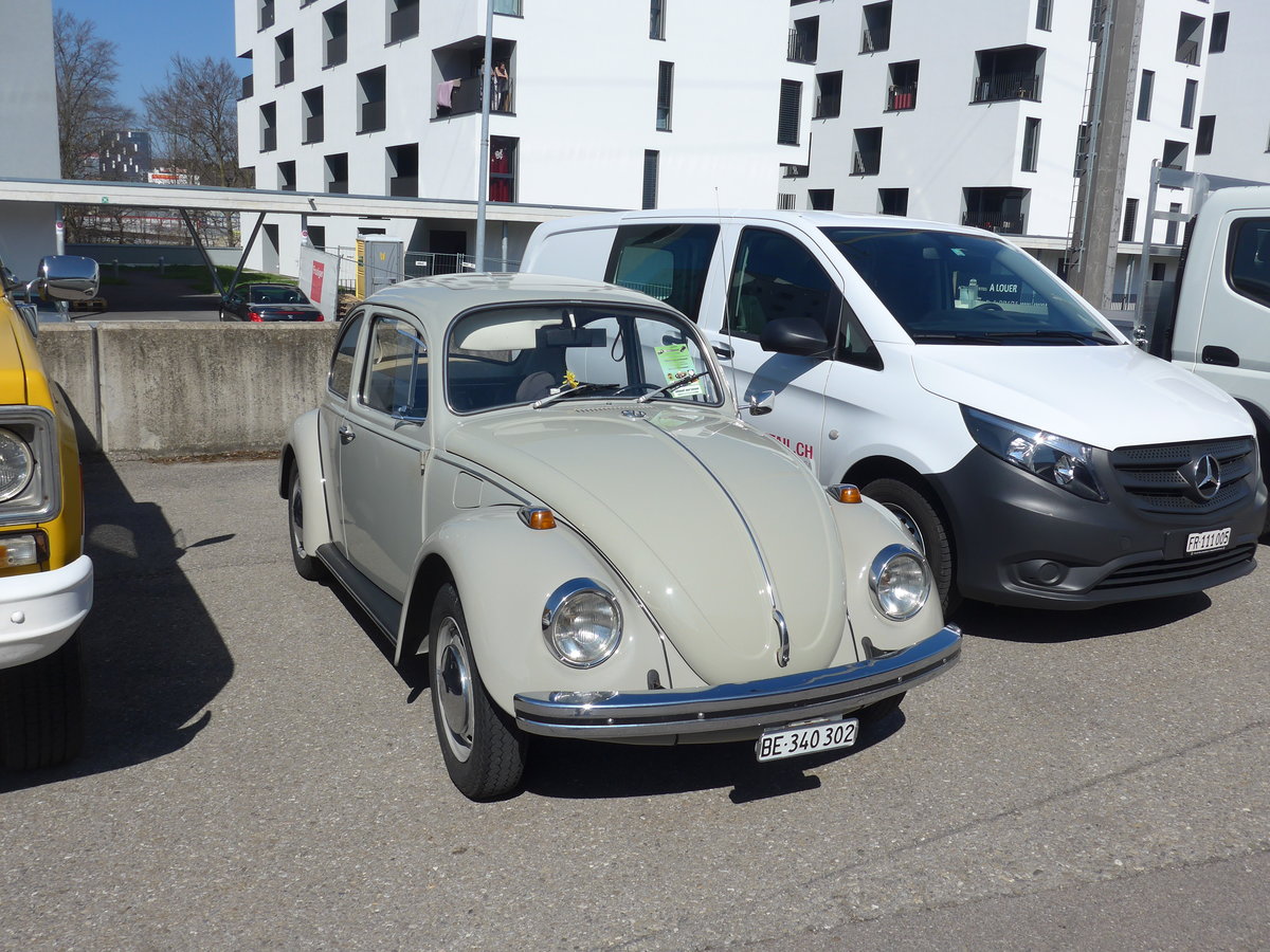 (203'214) - VW-K�fer - BE 340'302 - am 24. M�rz 2019 in Granges-Paccot, Forum-Fribourg 