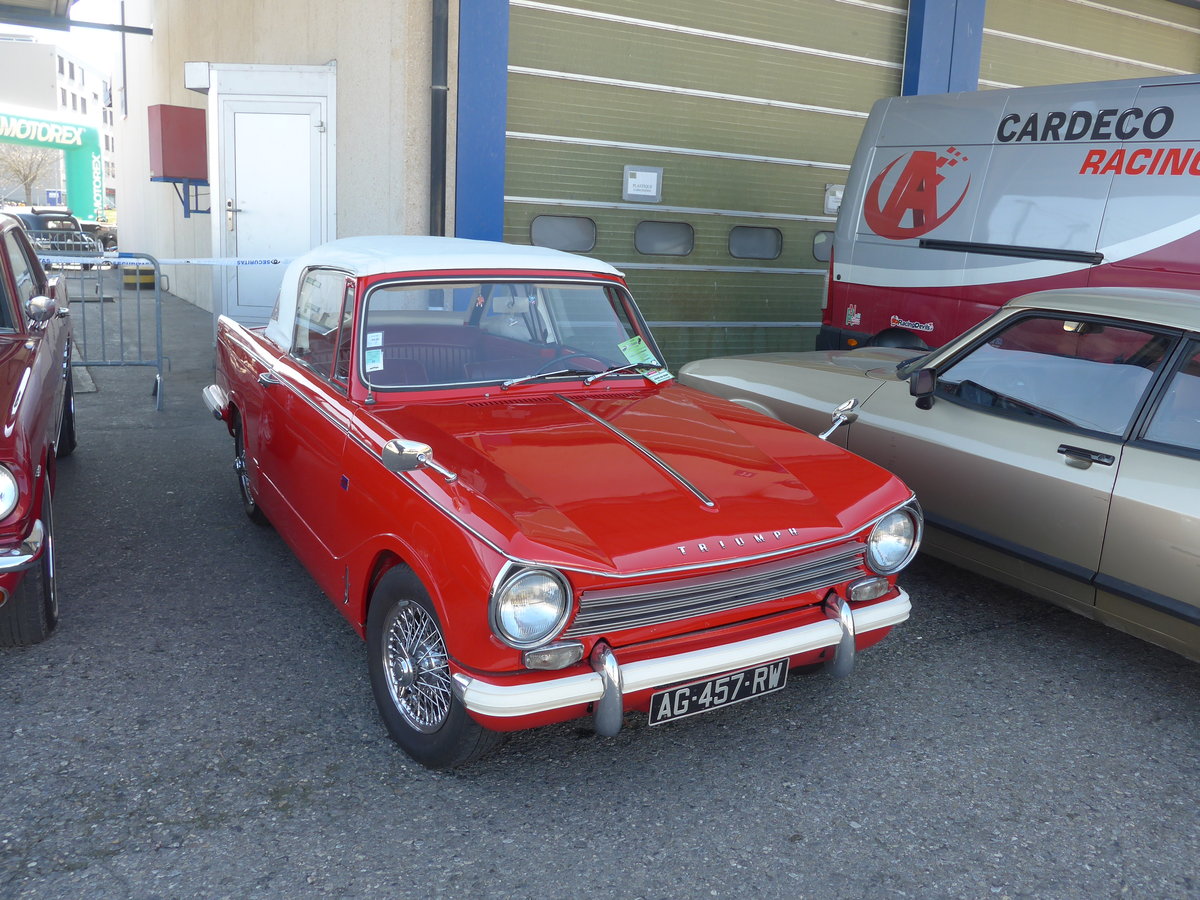 (203'218) - Triumph - AG 457 RW - am 24. M�rz 2019 in Granges-Paccot, Forum-Fribourg