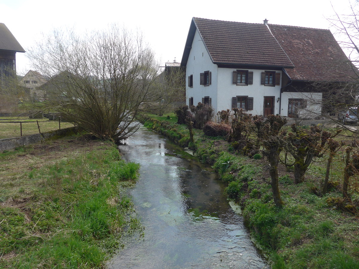 (203'717) - Die Vendline mit Haus am 15. April 2019 in Beurnev�sin