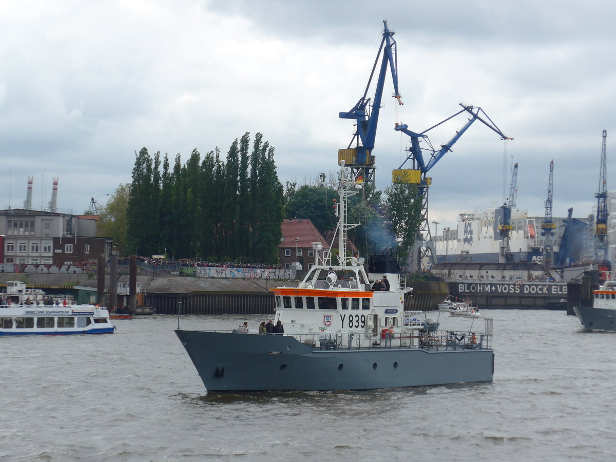 (204'722) - 830. Hafengeburtstag mit Schiffsparade am 10. Mai 2019 auf der Elbe in Hamburg