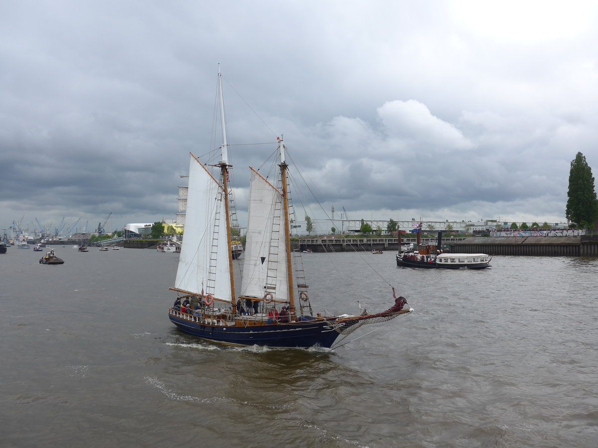 (204'737) - 830. Hafengeburtstag mit Schiffsparade am 10. Mai 2019 auf der Elbe in Hamburg