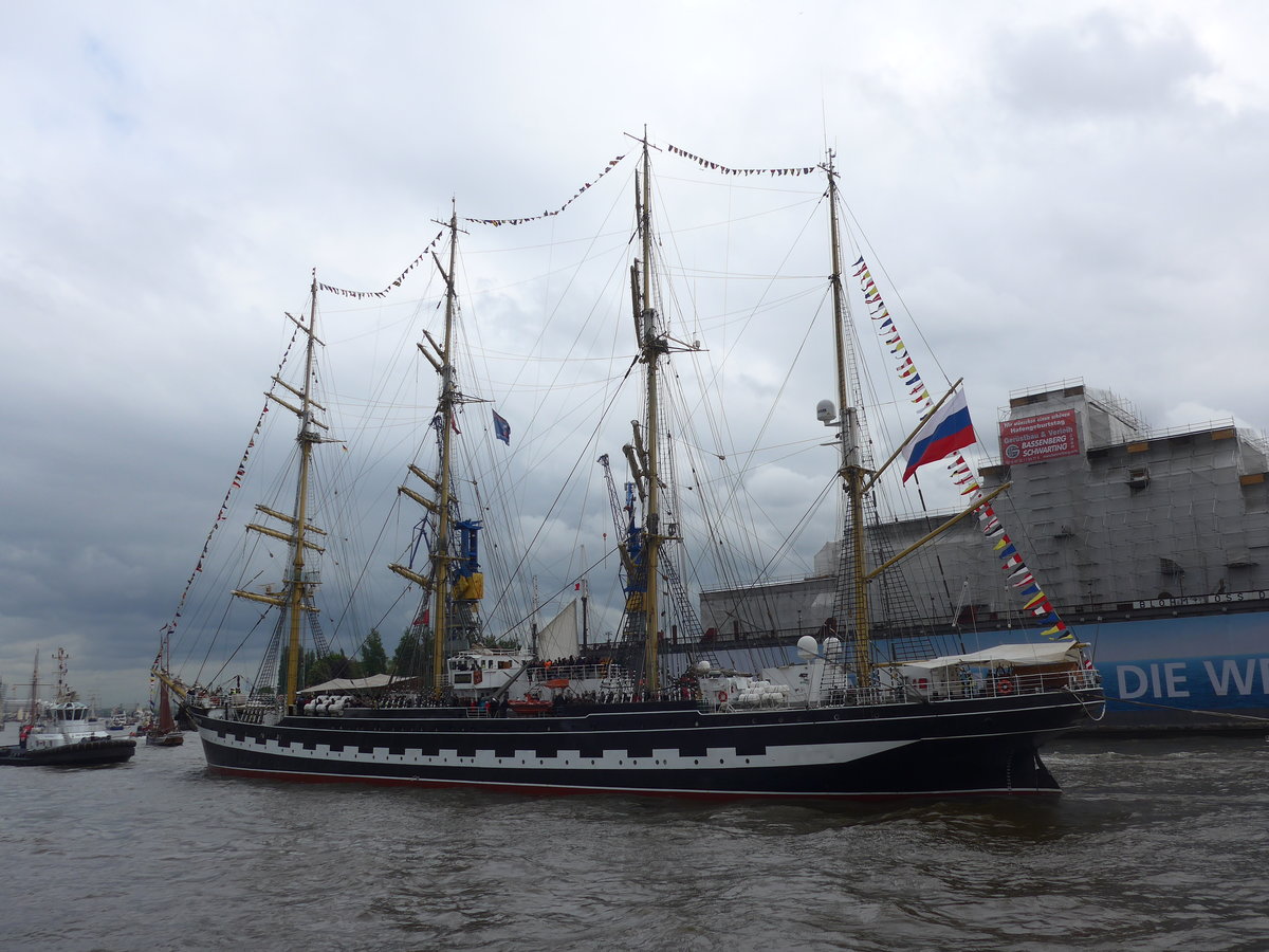 (204'751) - 830. Hafengeburtstag mit Schiffsparade am 10. Mai 2019 auf der Elbe in Hamburg