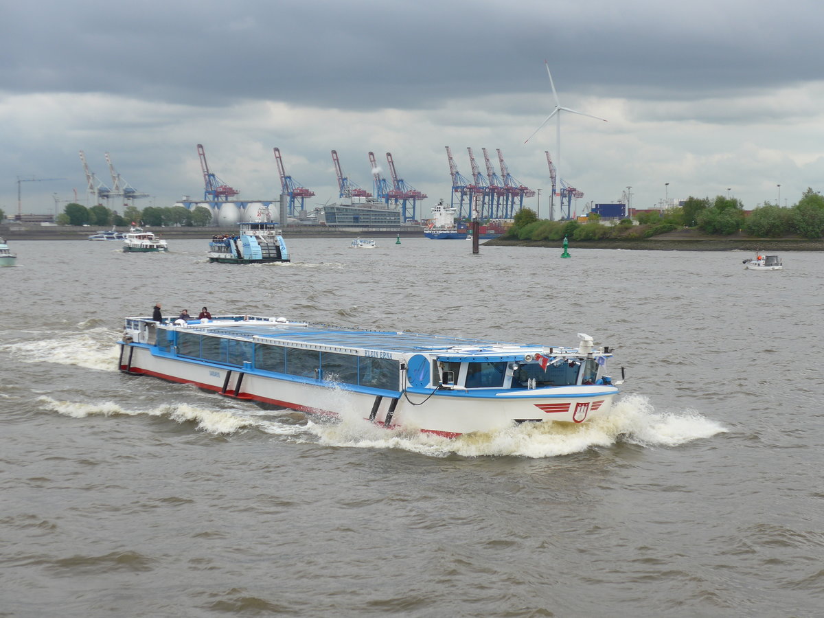 (204'784) - 830. Hafengeburtstag mit Schiffsparade am 10. Mai 2019 auf der Elbe in Hamburg