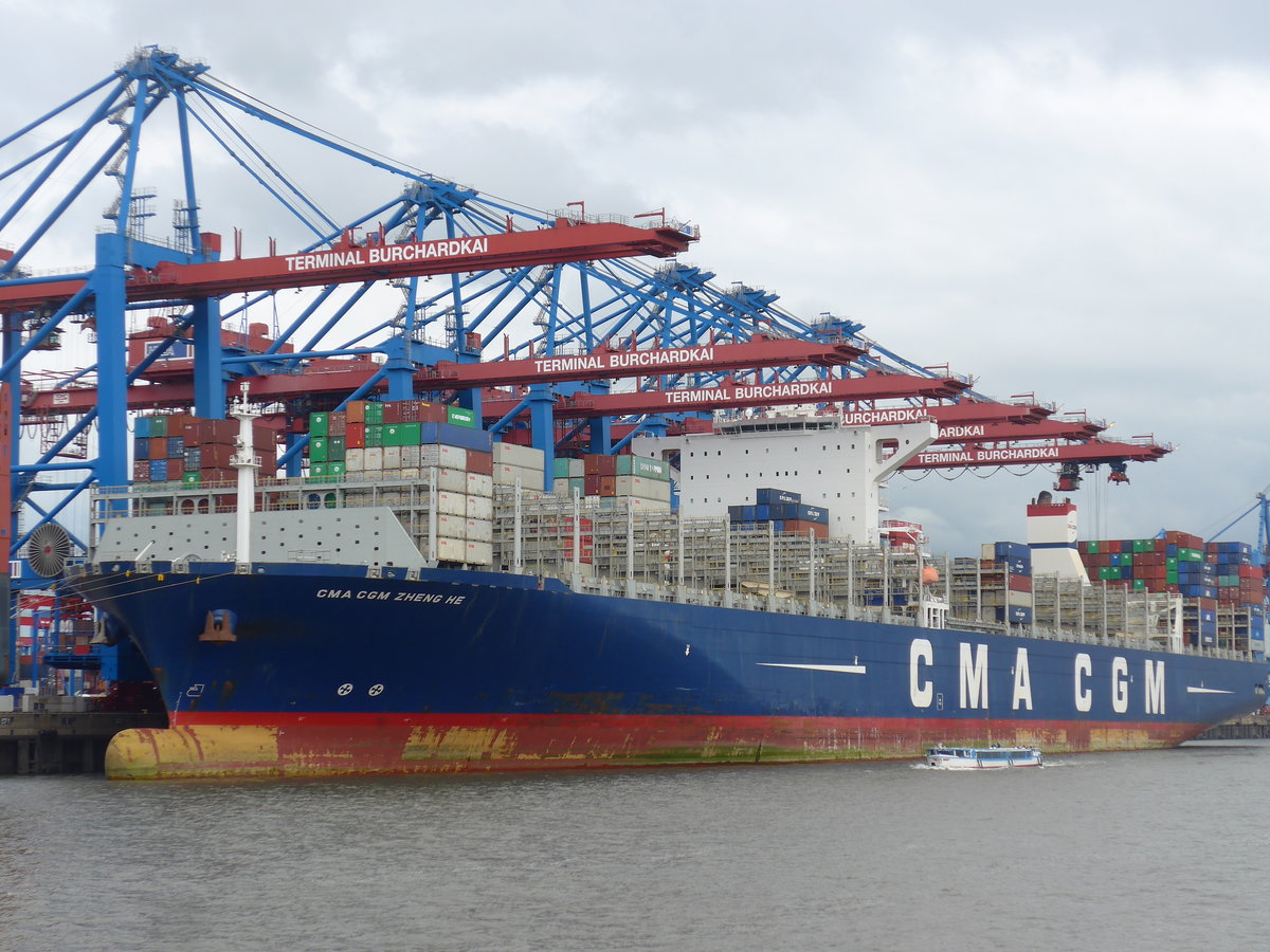 (204'800) - 830. Hafengeburtstag mit Schiffsparade am 10. Mai 2019 auf der Elbe in Hamburg