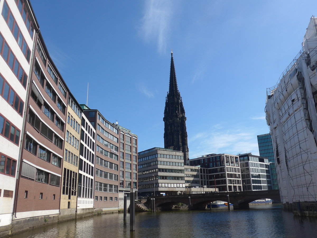 (204'888) - Hamburg mit Mahnmal St. Nikolai am 11. Mai 2019