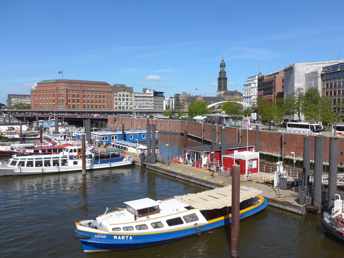 (204'893) - 830. Hafengeburtstag am 11. Mai 2019 auf der Elbe in Hamburg
