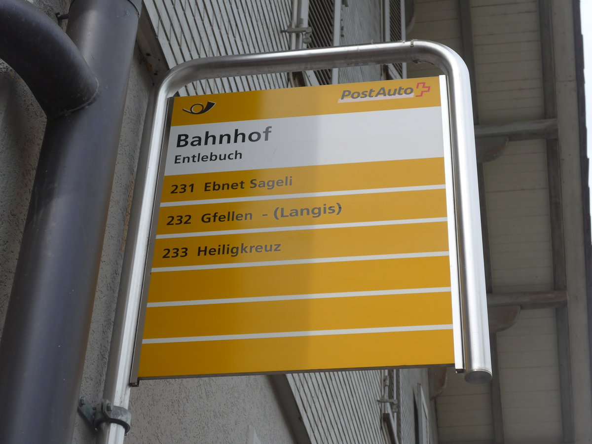 (205'571) - PostAuto-Haltestelle - Entlebuch, Bahnhof - am 27. Mai 2019