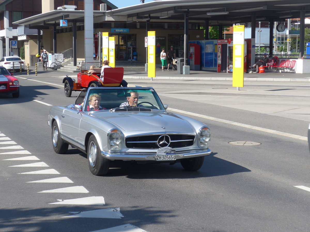 (206'156) - Mercedes - ZH 30'565 U - am 8. Juni 2019 in Sarnen, OiO