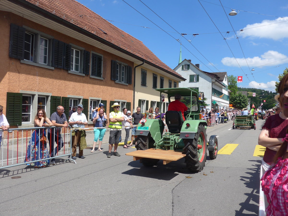 (206'710) - B�hrer - ZH 6706 - am 23. Juni 2019 am Jodlerfest-Umzug in Winterthur 