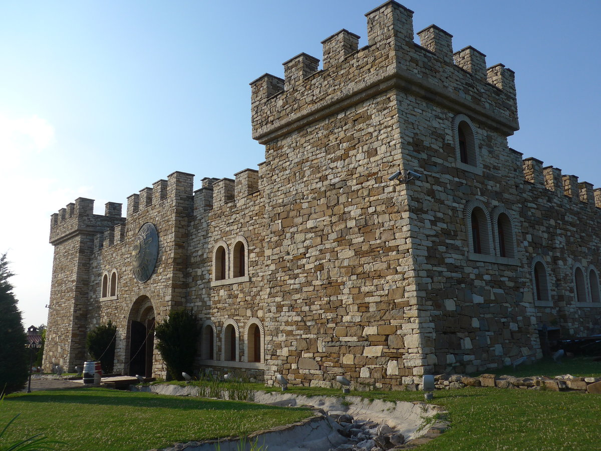 (207'305) - Hotel Kaloyanova Fortress am 4. Juli 2019 in Arbanasi