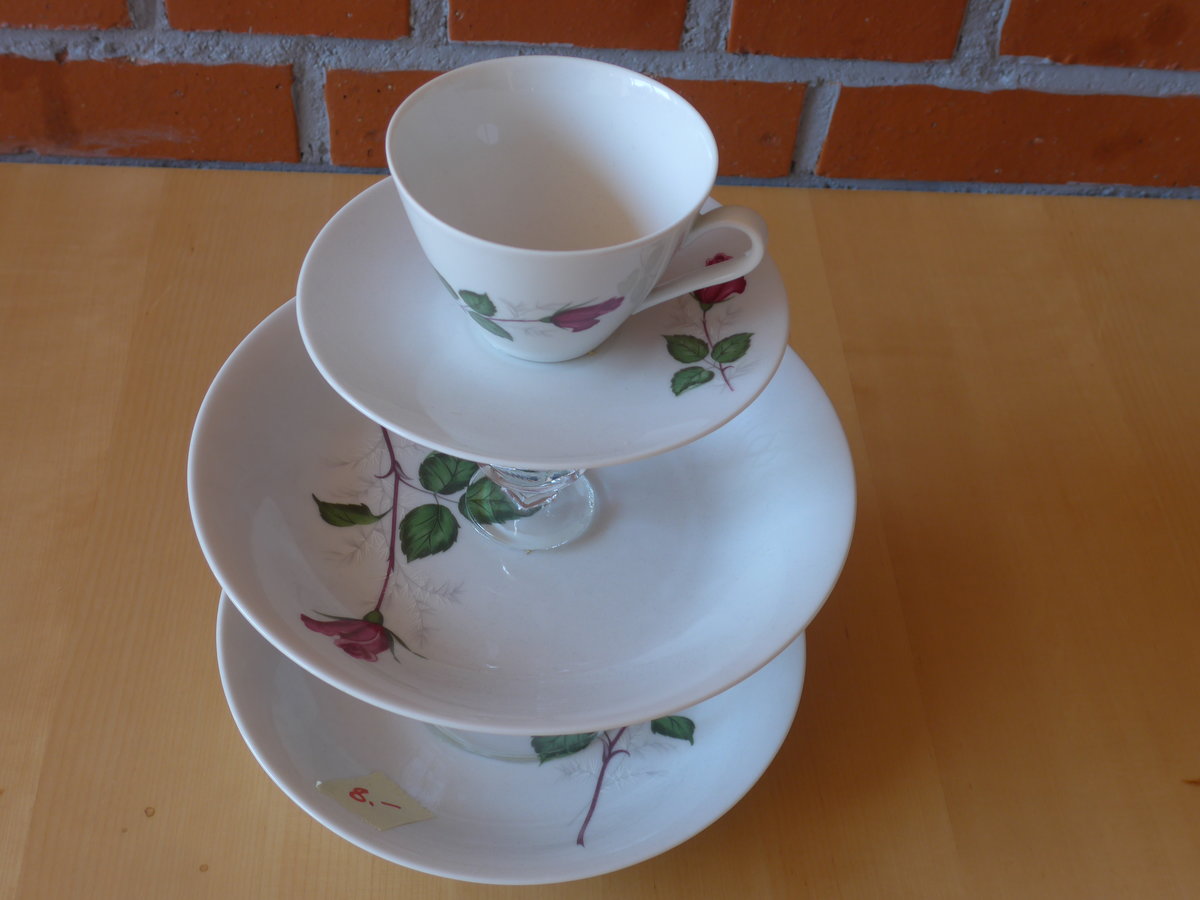 (207'771) - Etag�re am 10. Juli 2019 im BrockiShop Thun