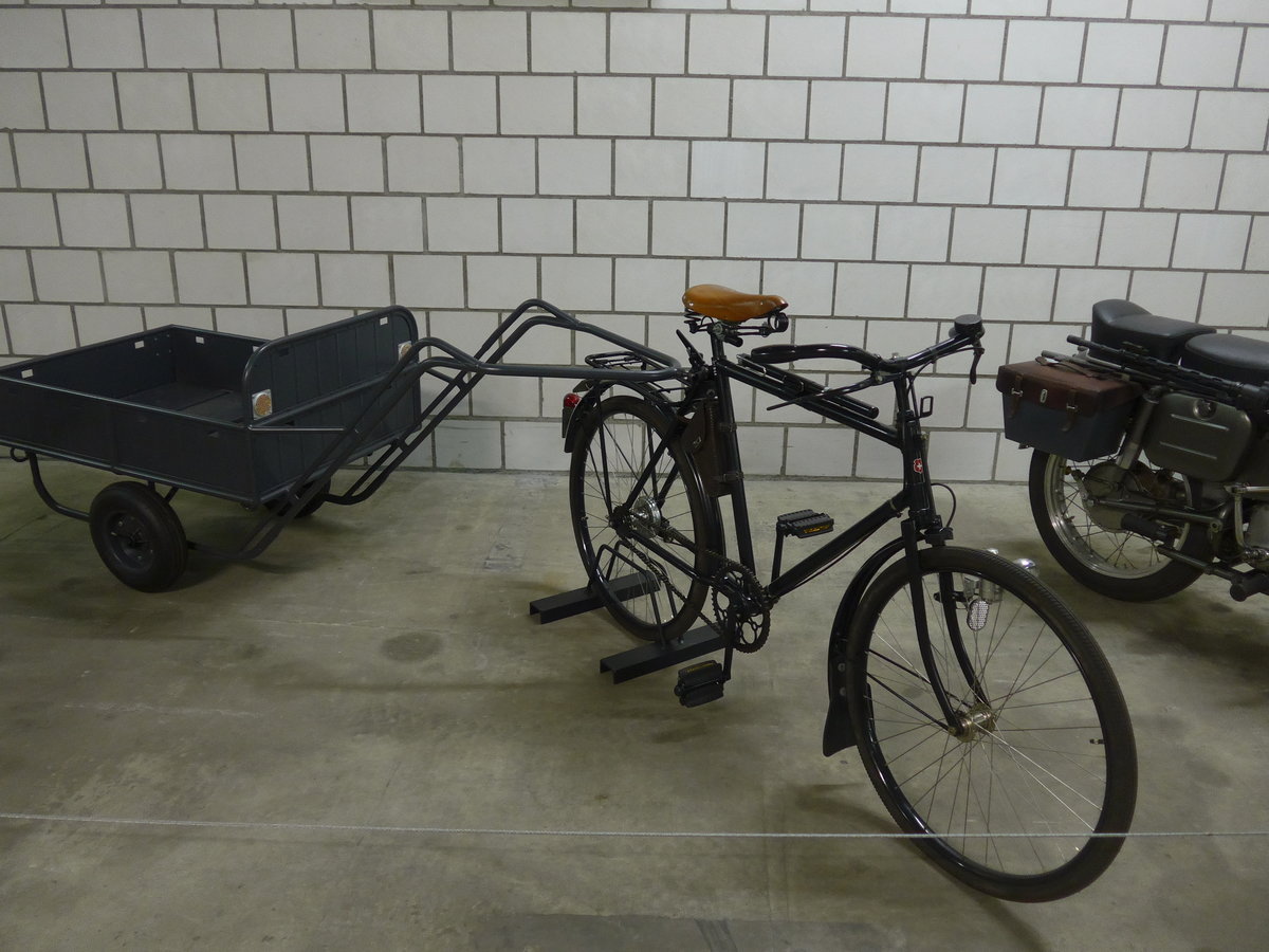 (207'878) - Milit�rvelo mit Anh�nger am 10. Juli 2019 in Burgdorf, AMP