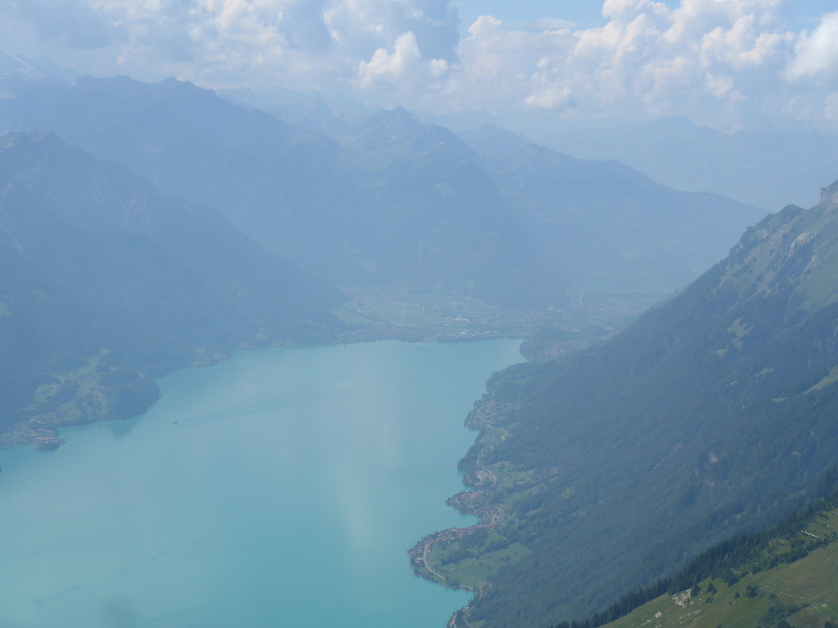 (209'135) - Blick auf den Brienzersee am 31. August 2019 vom Brienzer Rothorn aus