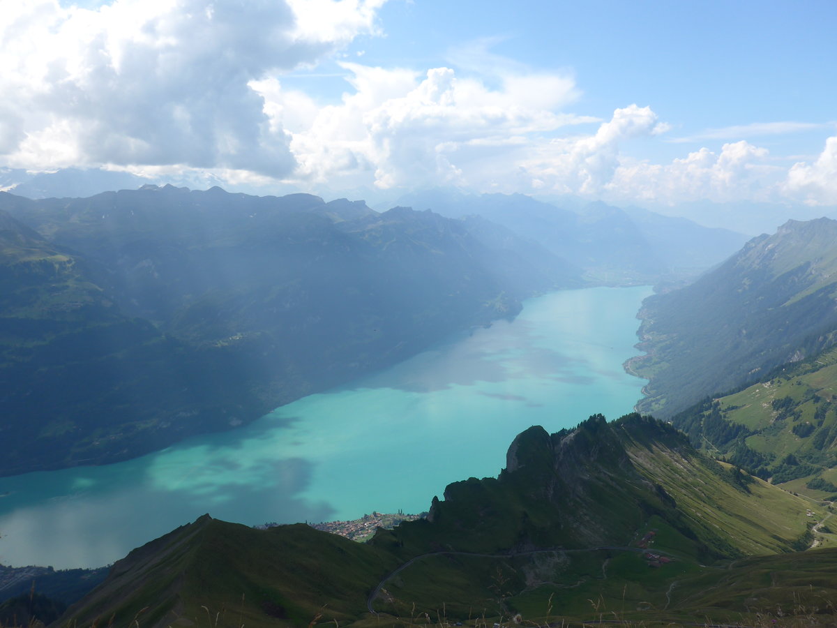 (209'138) - Blick auf den Brienzersee am 31. August 2019 vom Brienzer Rothorn aus