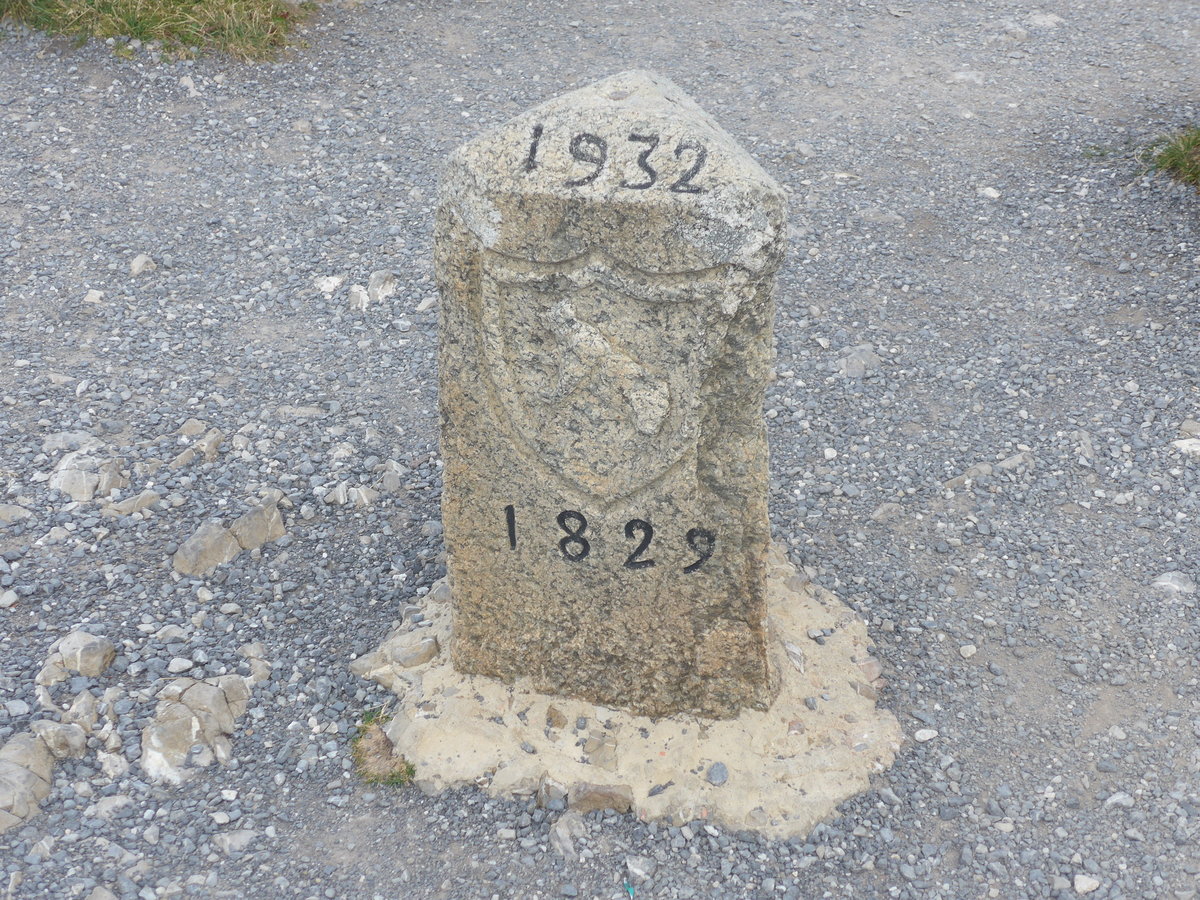 (209'142) - Grenzstein Berner-Seite am 31. August 2019 auf dem Brienzer Rothorn