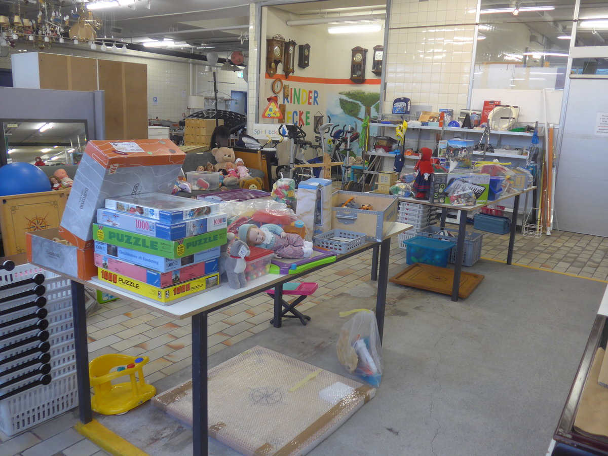 (209'357) - Spielwarenverkauf 2019 im BrockiShop Thun am 7. September 2019