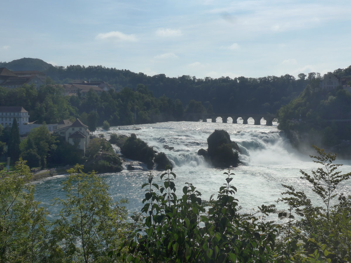 (209'572) - Der Rheinfall am 14. September 2019 bei Neuhausen