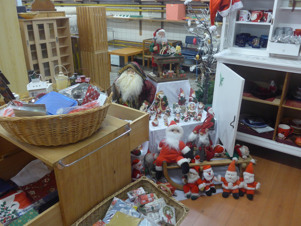 (210'380) - Weihnachtsverkauf 2019 im BrockiShop Thun am 19. Oktober 2019