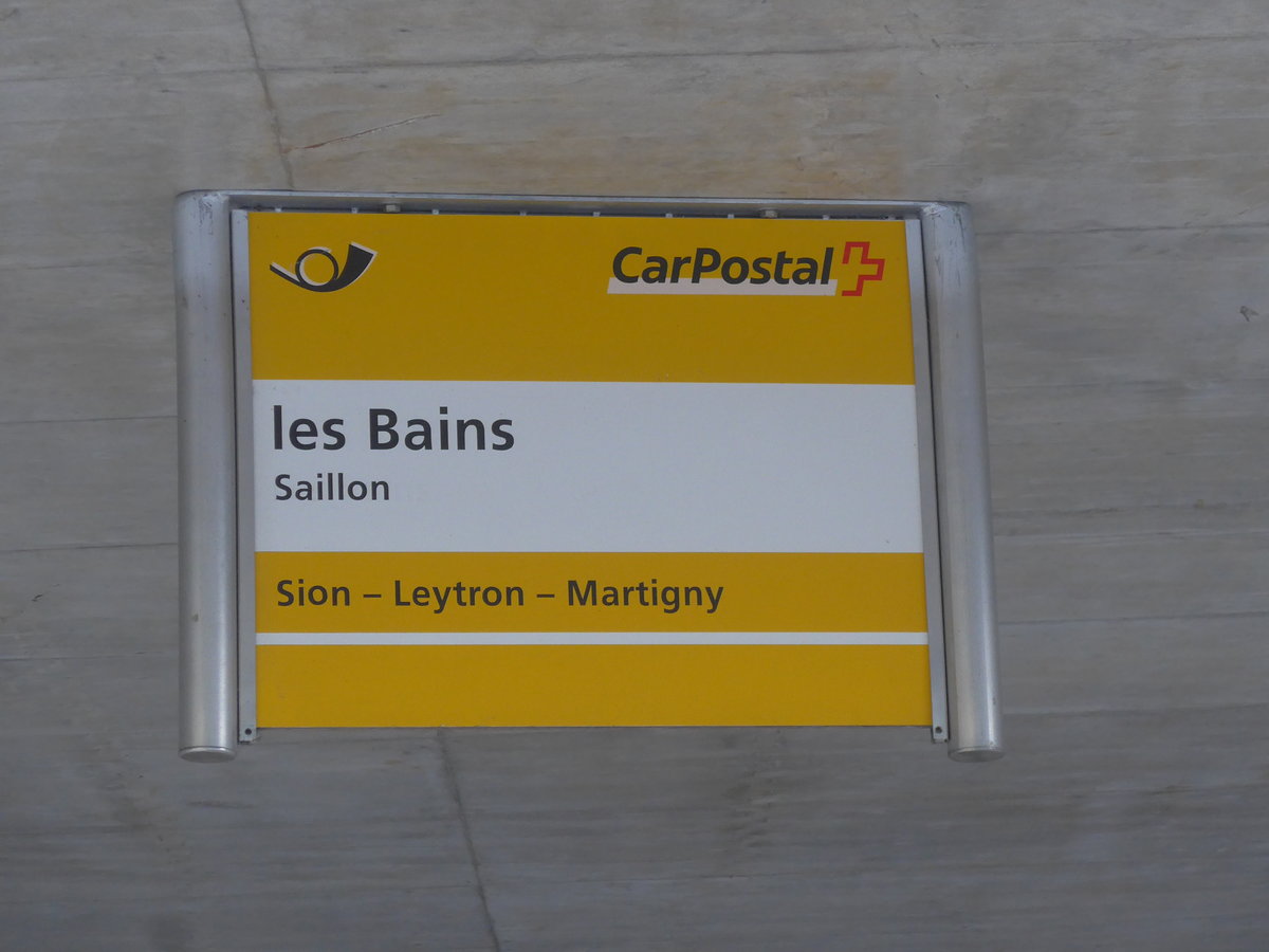 (210'941) - PostAuto-Haltestelle - Saillon, les Bains - am 9. November 2109
