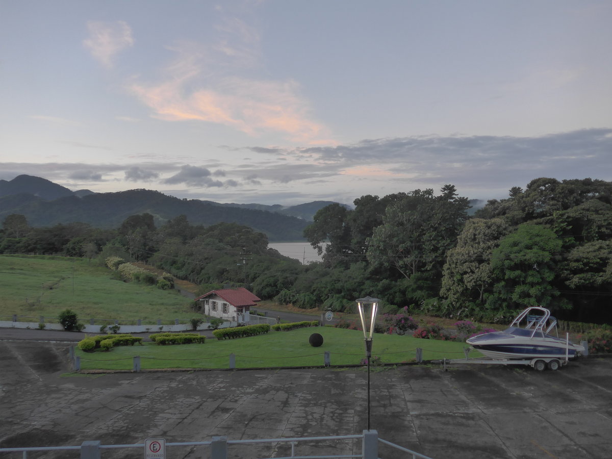 (211'140) - Aussicht von Los H�roes am 14. November 2019 in Nuevo Arenal