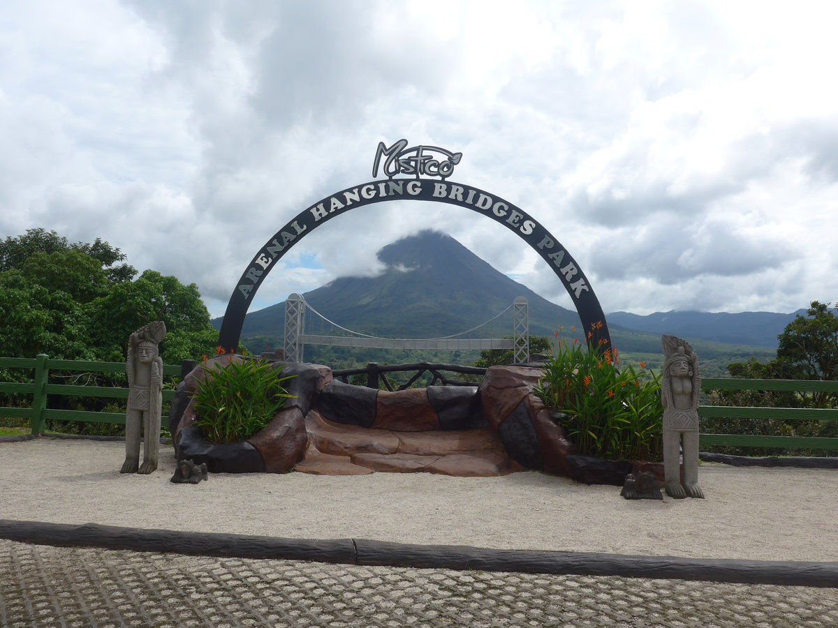 (211'231) - Der Vulkan Arenal am 14. November 2019 vom Mistico bei La Fortuna aus